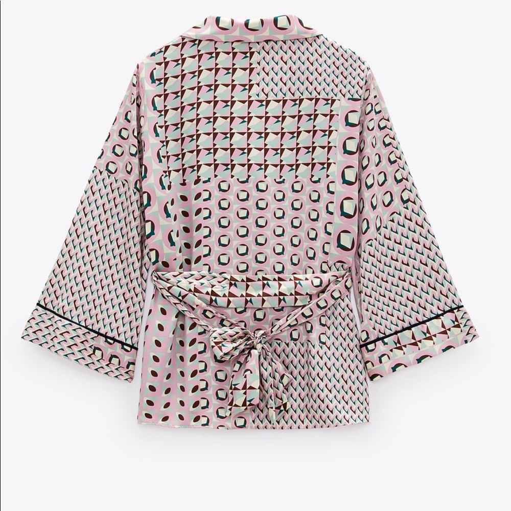 Geometric blouse - Picture 2 of 4